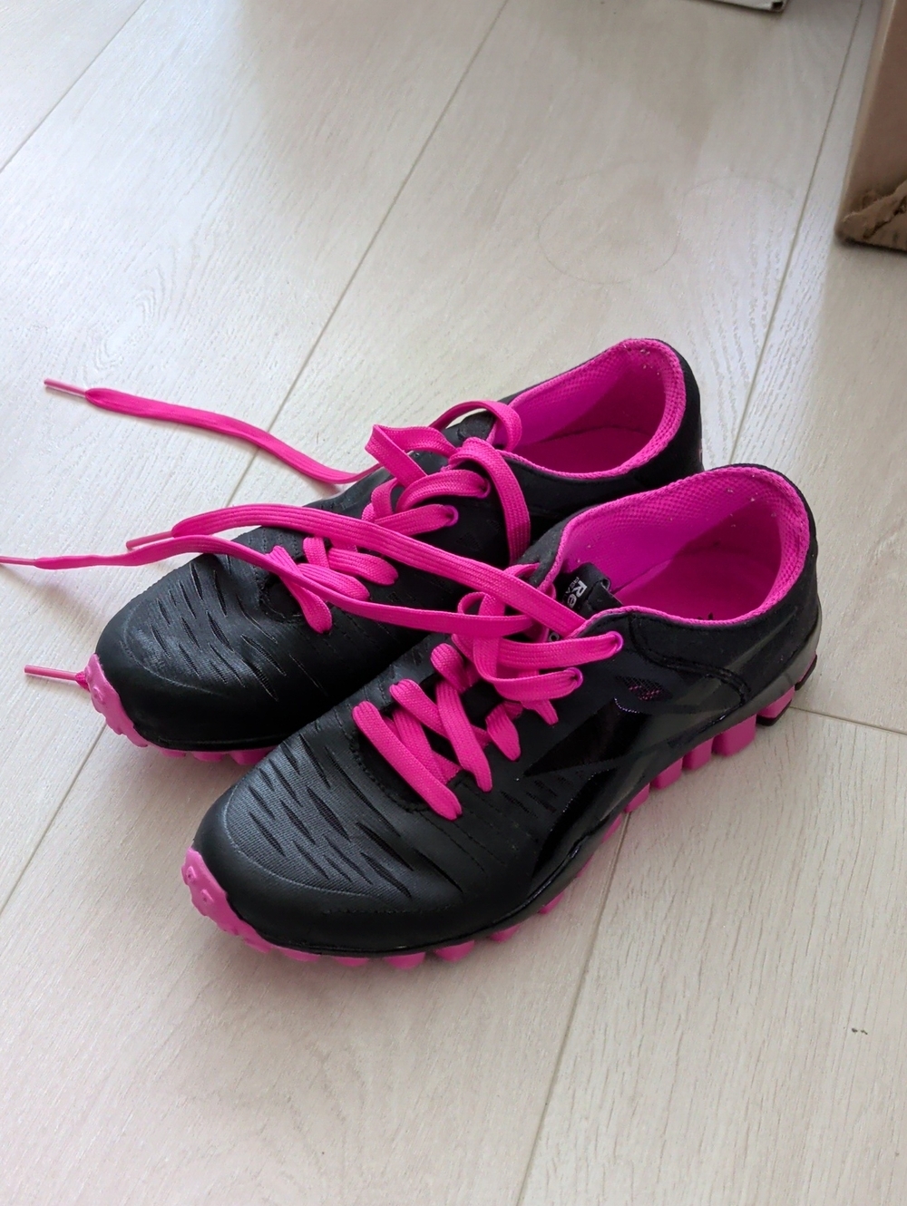 Reebok RealFlex Fusion Black and Hot Pink Women's Athletic Sneakers